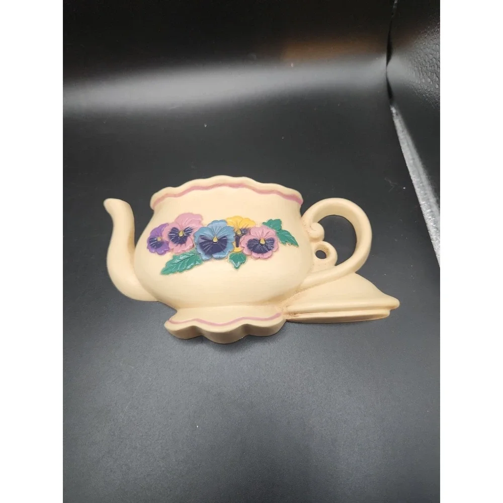 Vintage Burwood‎ Pansy Flower & Teapot Wall Hanging Plaques